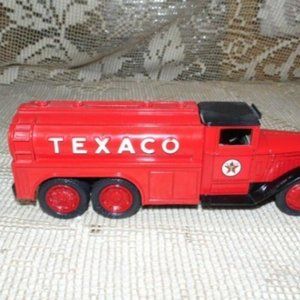 COPY - VINTAGE ERTL TEXACO TRUCK DIAMOND 1930 2 1/2 TON BANK DIE CAST 1990 #7 W…